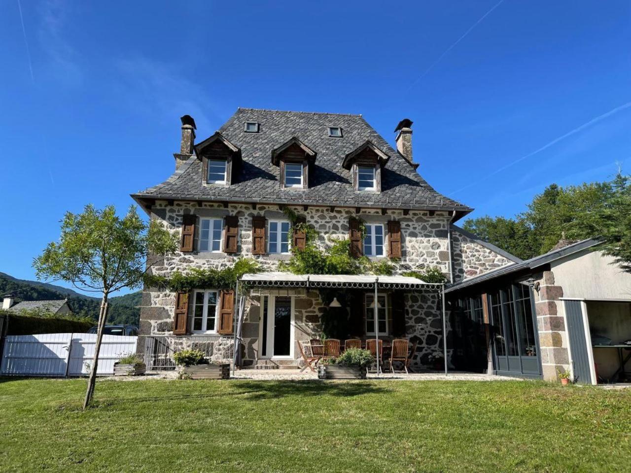 Maison Familiale En Auvergne, Nature Et Confort, 20 Min Lioran *